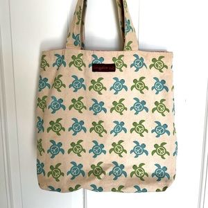 Bungalow 360 Reversible Tote peace turtles/pink dots